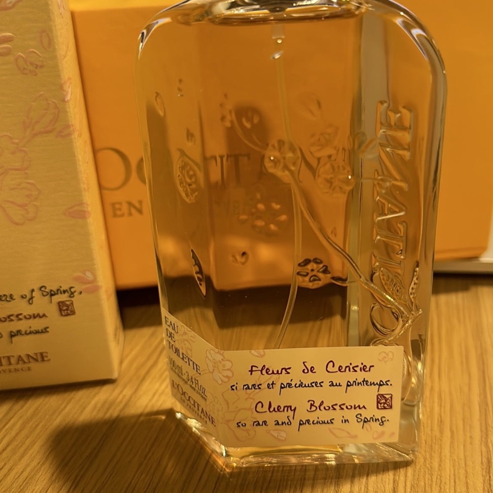 loccitane cherry blossom EDT 100mL